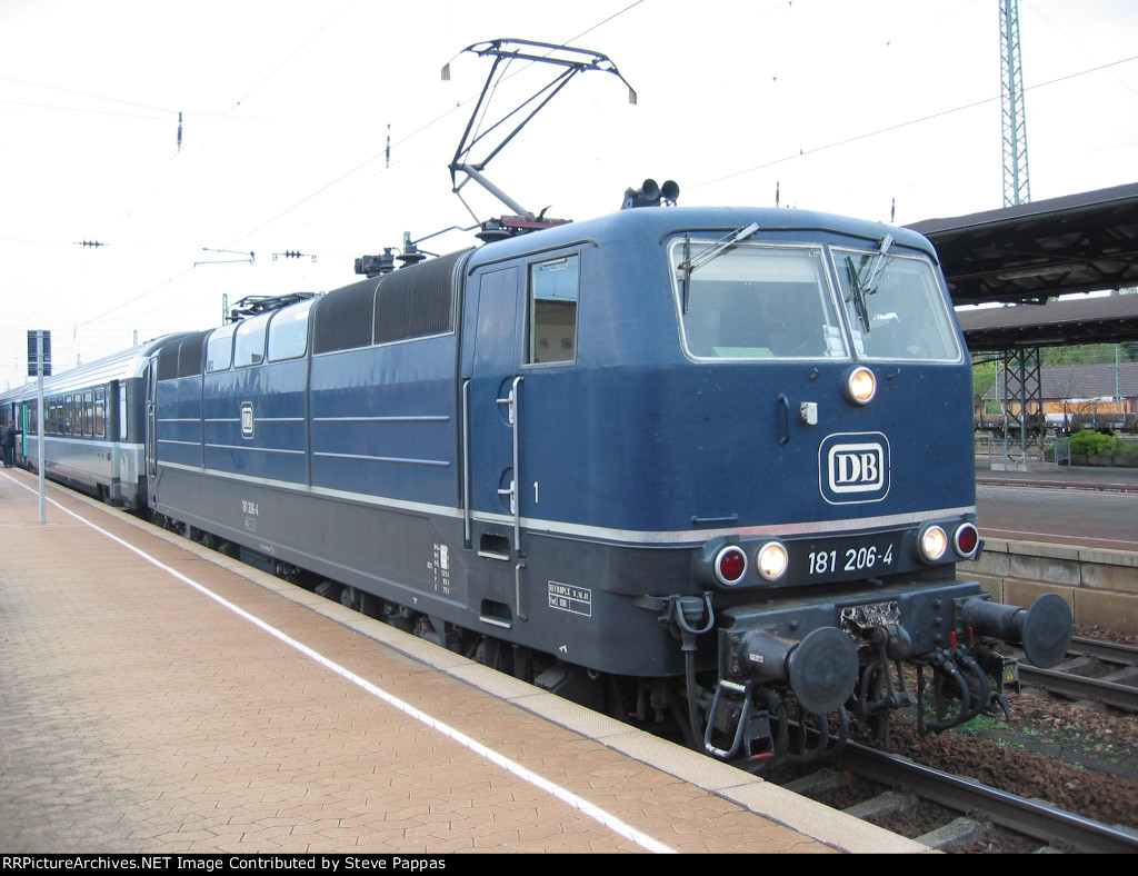 DB 181 206-4 with an Intercity train